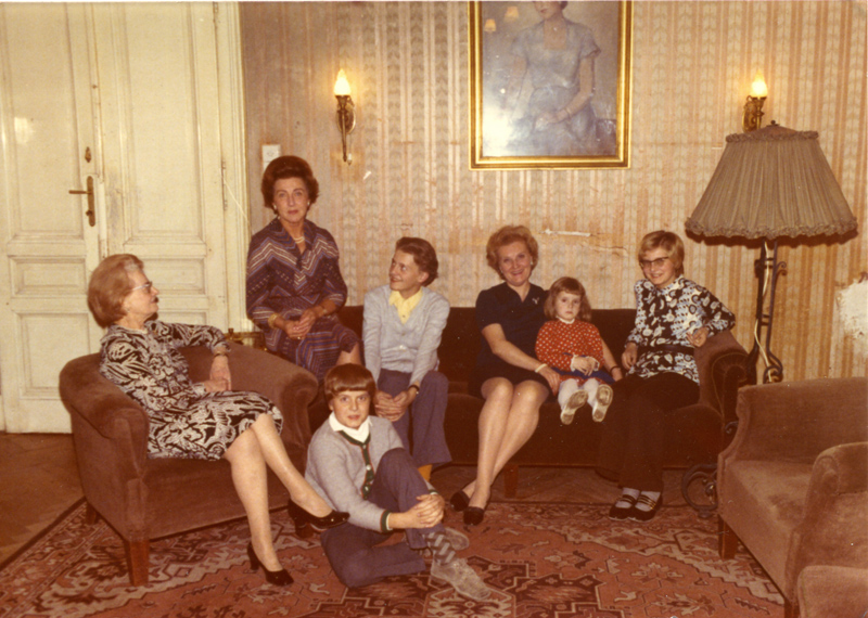 r_family_1970s